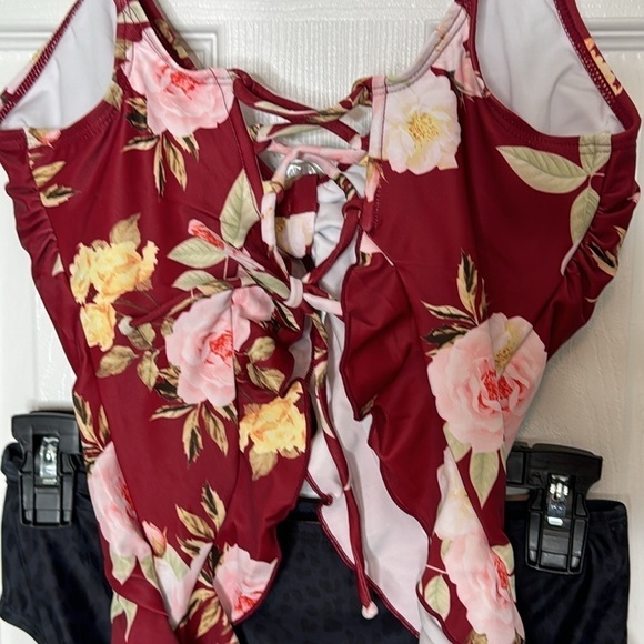 Saodimallsu High waisted camo , w/ floral tie front, cris/cross back, 2 piece M - Picture 3 of 8